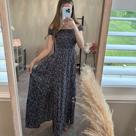 Floral Maxi Dress - Picture 6 of 6